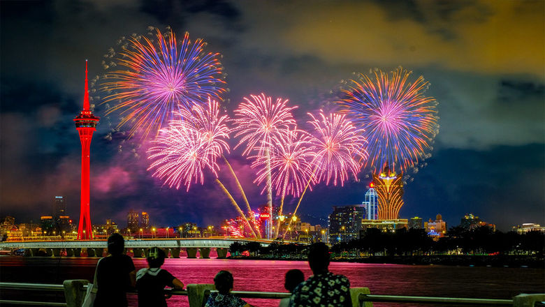 From countdowns at integrated resorts to fireworks, Macao rolls out a phenomenal line-up of year-end events for travellers to finish 2025 in style.